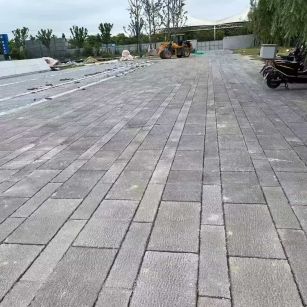 白山仿古石铺装效果