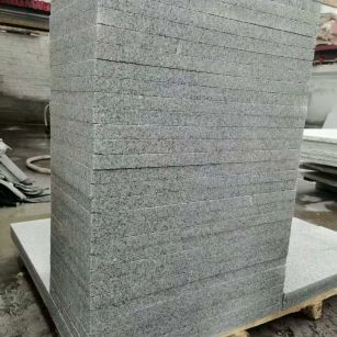 白山 花岗岩 地铺成品300*600，尺寸标准、厚薄均匀