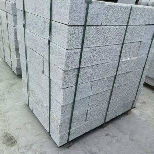 白山 芙蓉白火烧两面路沿石