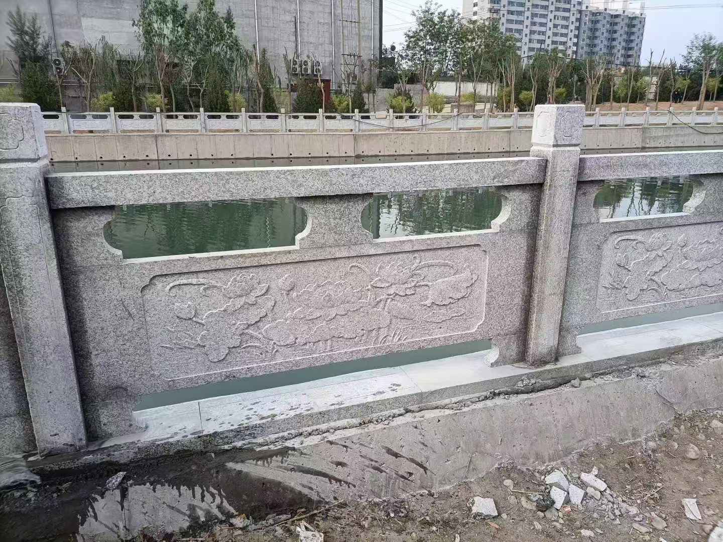 白山 芙蓉白大花桥梁、河道，石材栏杆、围栏、护栏