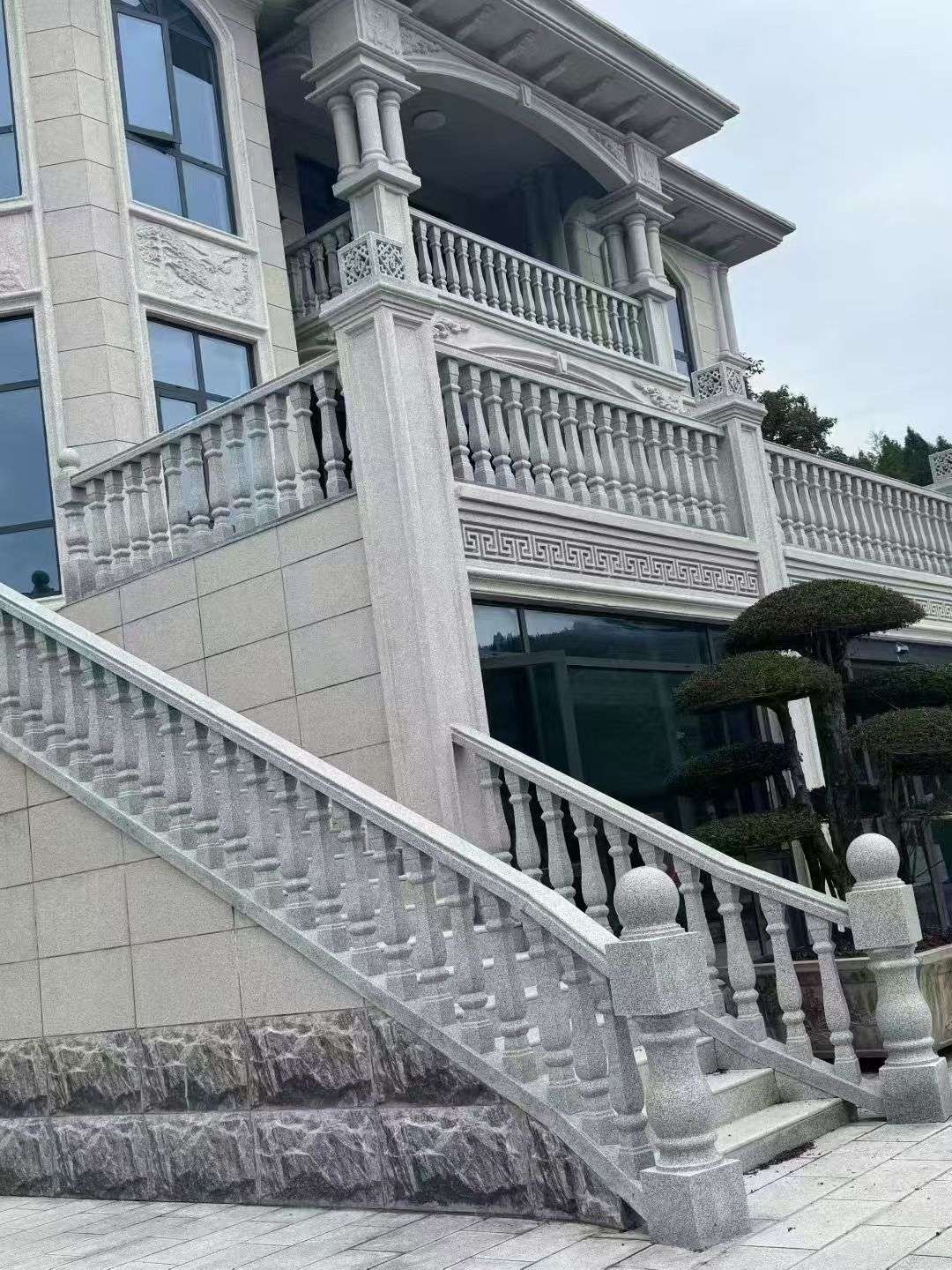 白山 芝麻白别墅，栏杆