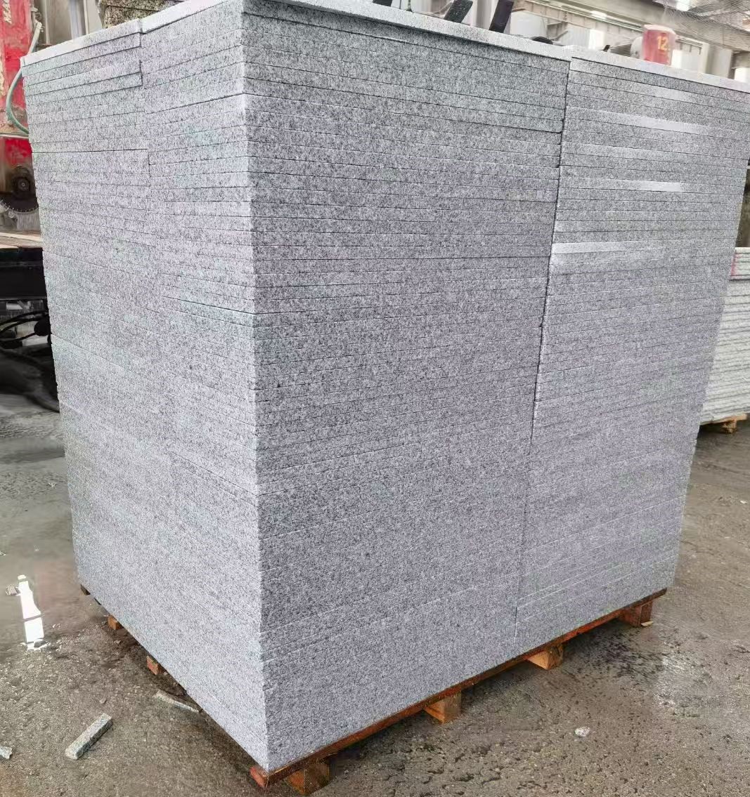 白山 火烧面地铺石，街道广场园林市政工程板，1.8~5.0厚均有现货